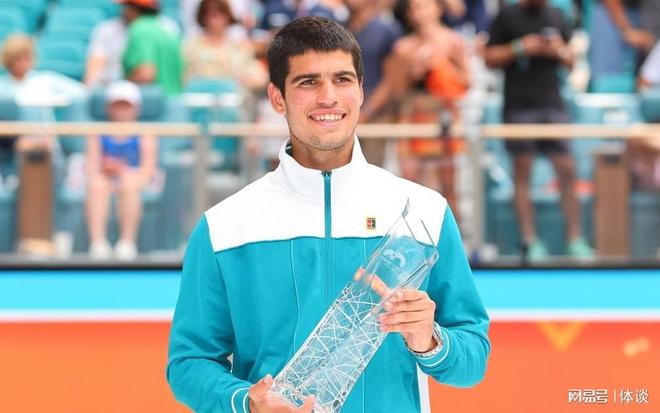 的评价更是 的评价更是